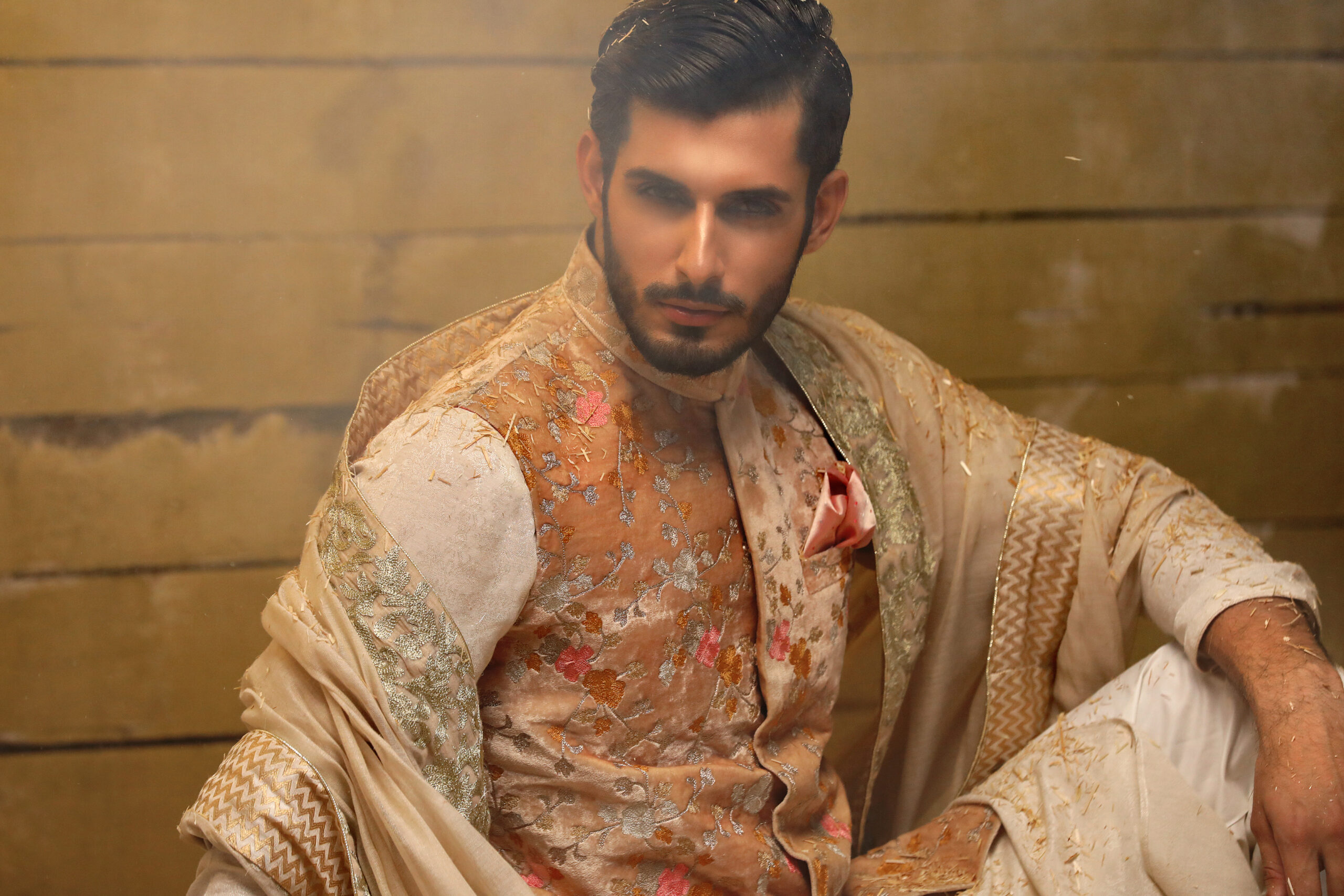 0J9A5278 Add a vibrant touch to your Mehendi look with this elegant orange waistcoat. Crafted for comfort and style, it’s the perfect blend of tradition and modern elegance. Pair it with a kurta pajama for weddings, festive events, or cultural gatherings.