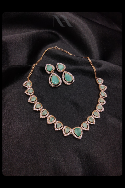 Green Emerald Necklace Set