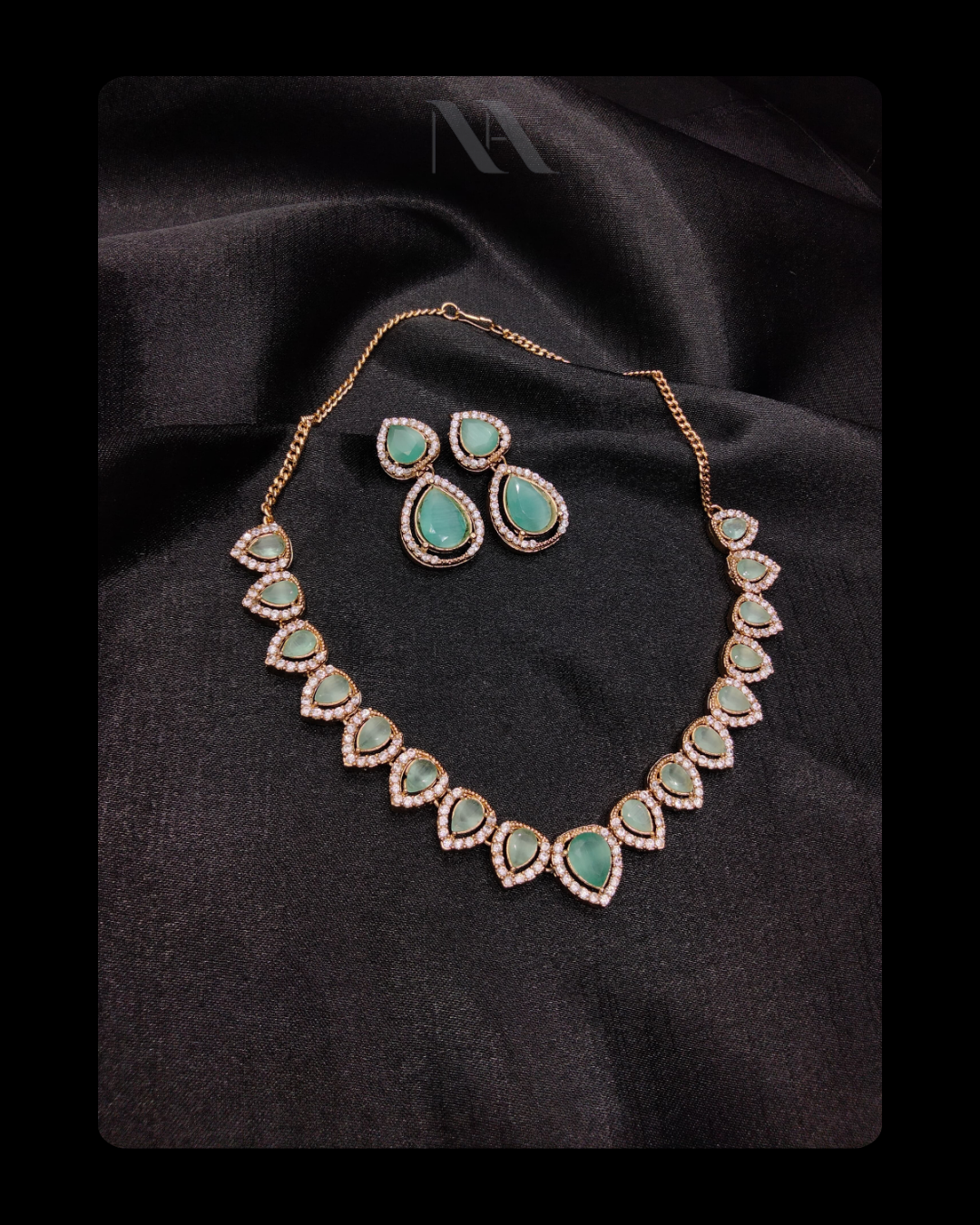 1 Green Emerald Necklace Set
