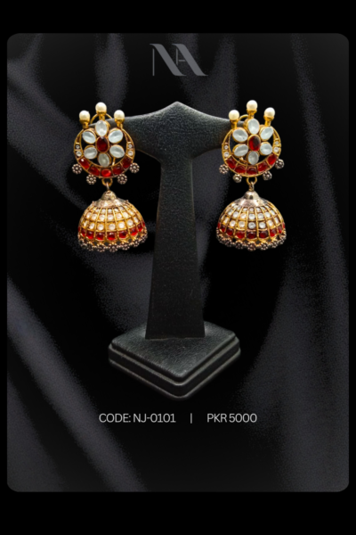Kundan jhumkay