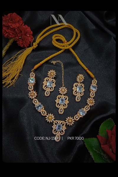 SAPPHIRE WHISPERS NECKLACE SET