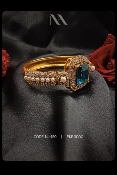 Midnight Sapphire Bracelet – Elegant Handcrafted Gemstone Jewelry