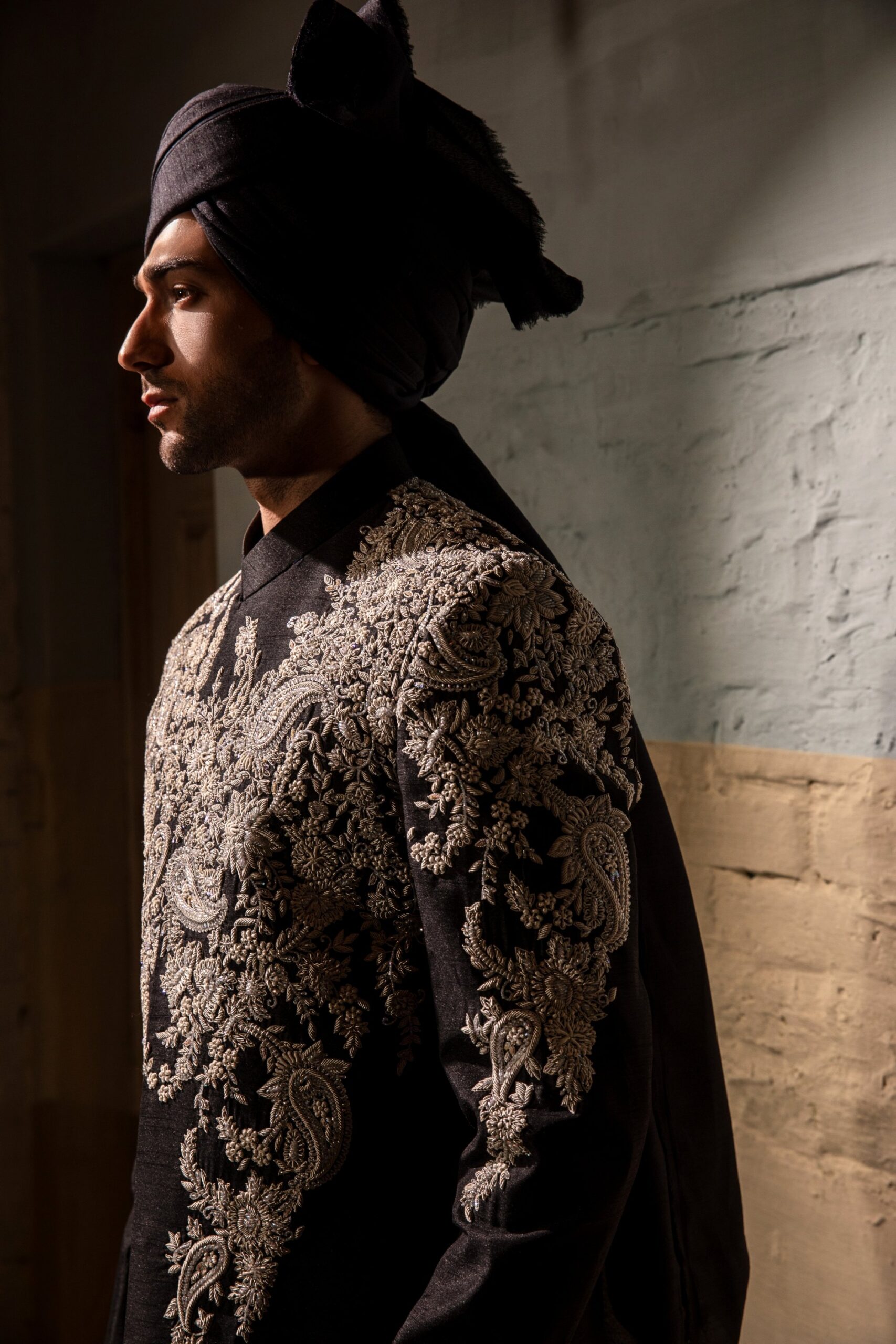 1000320433-scaled.jpg Imperium Lux Black Sherwani