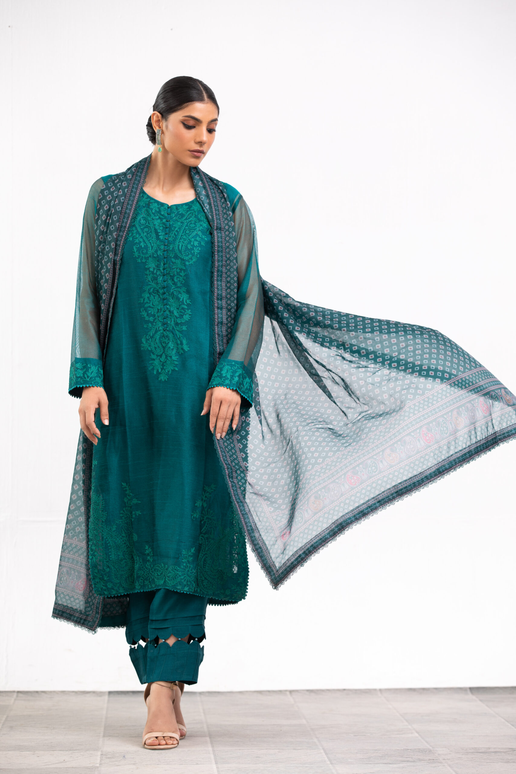 1000540425 Net fabric shirt Trouser is Korean raw silk Digital print dupatta