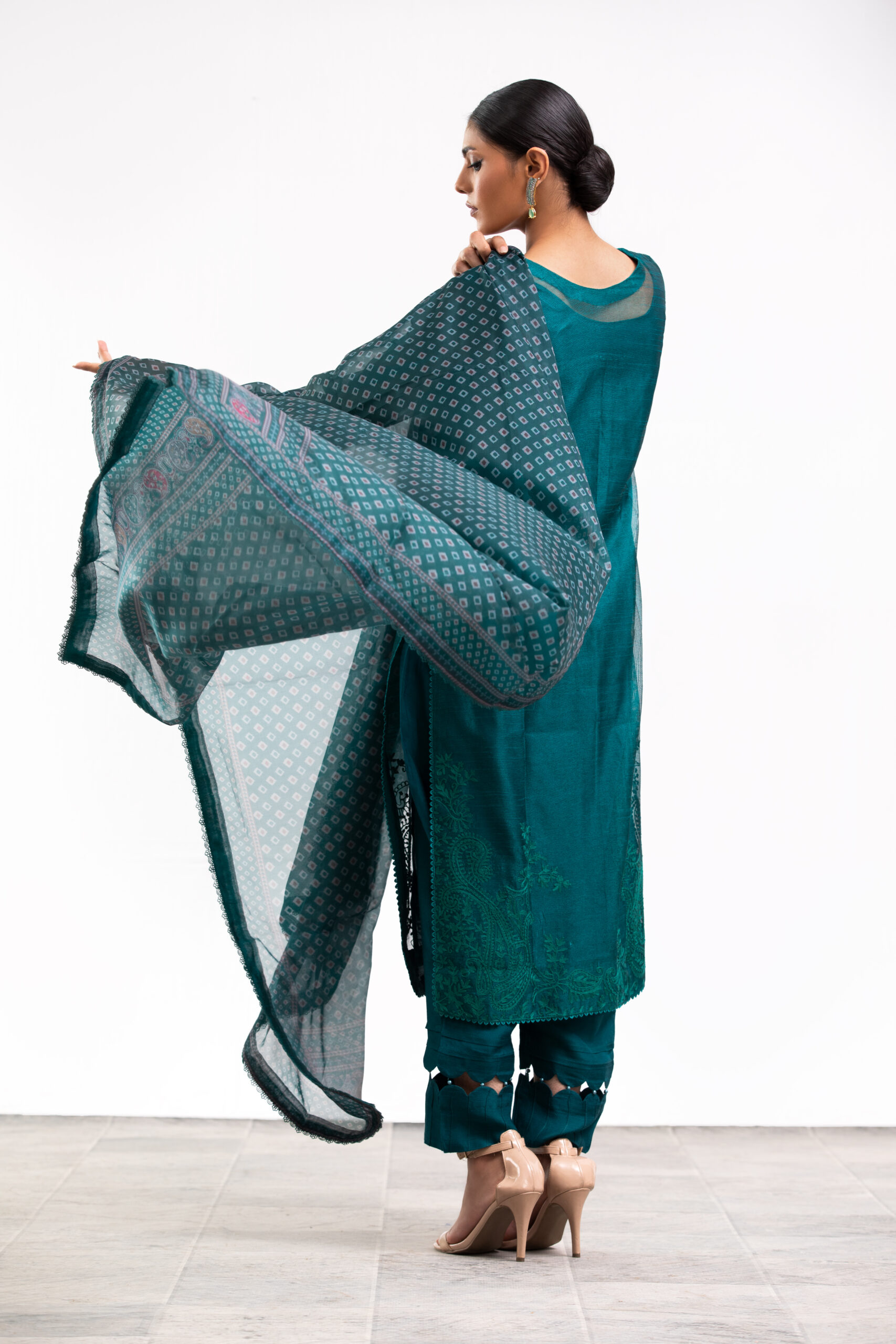 1000540427 Net fabric shirt Trouser is Korean raw silk Digital print dupatta