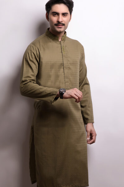 Kurta for men - Mens Kurta - Kurta Pajama - Men in Kurta