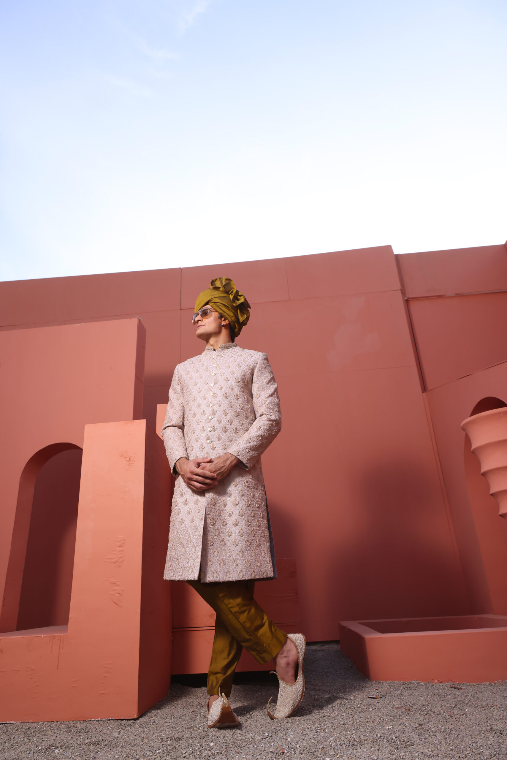 White Sherwani for Groom – Mens Wedding Sherwani in Pakistan Get White Sherwani for Groom. Buy Mens Wedding Sherwani in Pakistan. Best Sherwani designs for Wedding. Dulha dresses by Nauman Arfeen