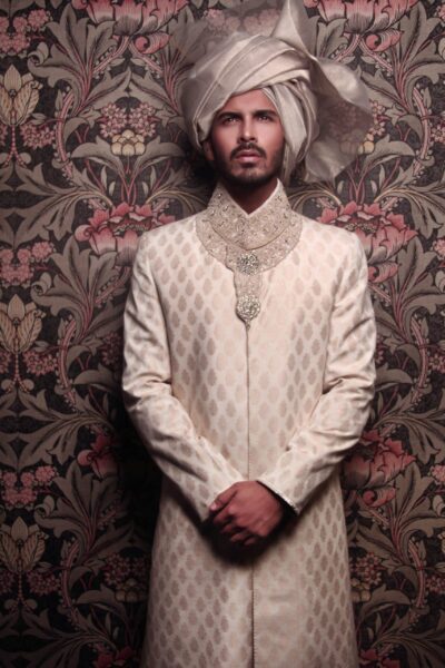 White Sherwani for Groom - Mens Wedding Sherwani in Pakistan