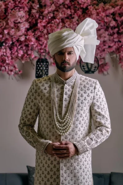 Off White Sherwani for groom with matching turban and inner suit - Buy off white sherwani for men