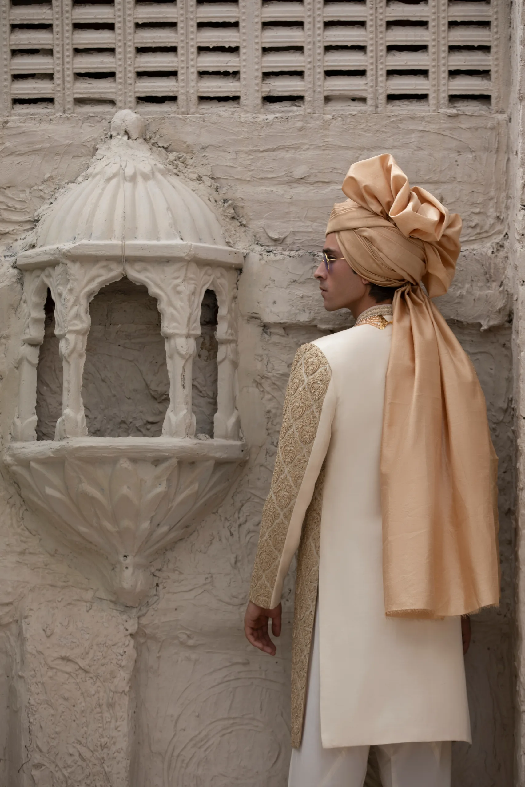 Gold sherwani for groom – sherwani for men – wedding dresses – designer sherwani Gold sherwani for groom - sherwani for men - wedding dresses - designer sherwani