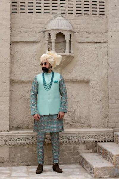 DASHING WAISTCOAT FOR MEHENDI