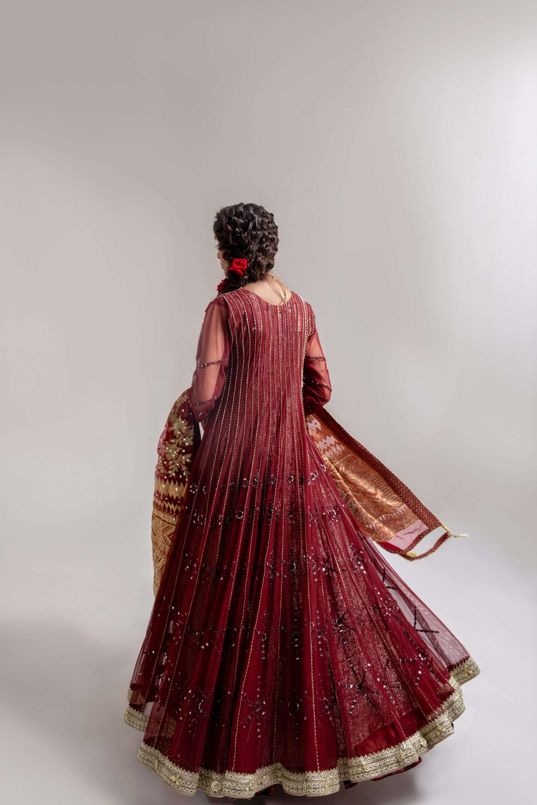 B612_20241210_174200_584 bridal dress