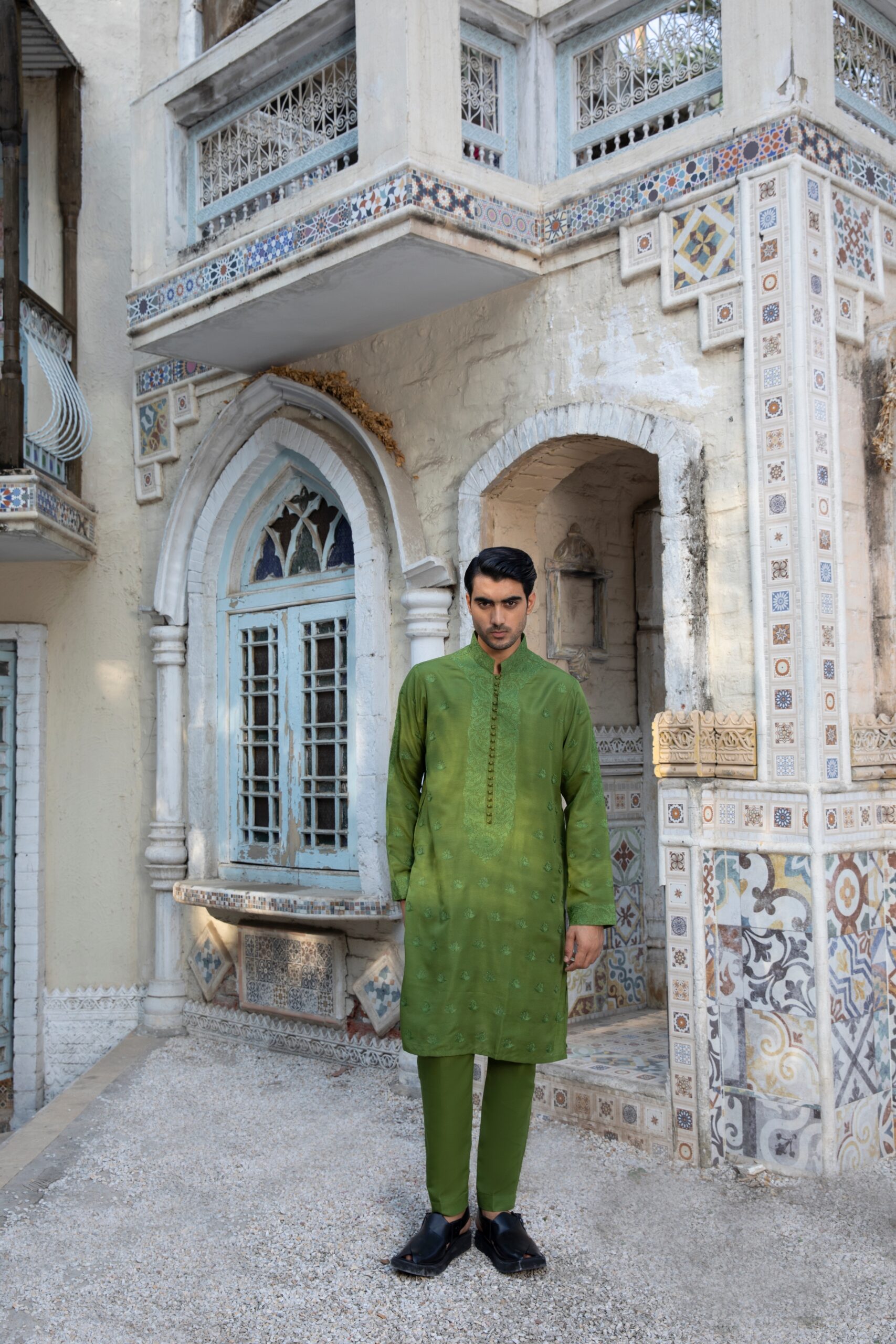 B612_20250320_185121_164 Men's traditional green kurta pajama set with intricate embroidery and comfortable fit, perfect for formal events and weddings