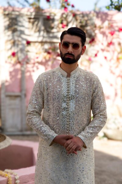 GLEAM EDGE CHIKANKARI MIRROR KURTA – HAND-EMBROIDERED MEN'S KURTA WITH MIRROR WORK AND LOOP BUTTONS