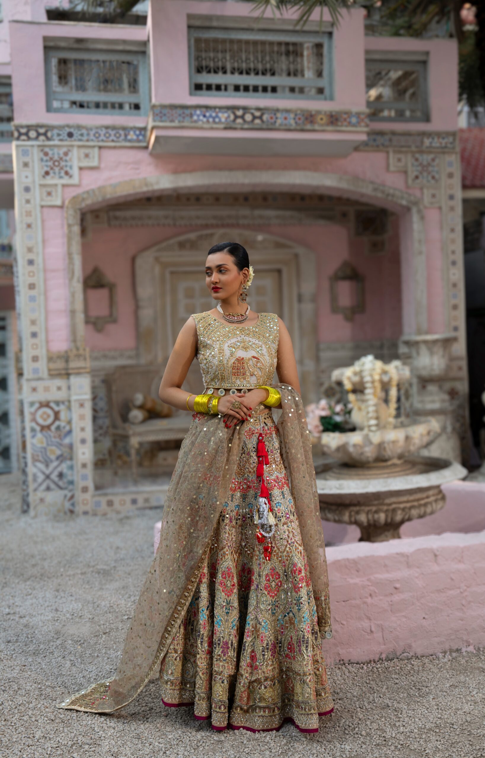 traditional pakistani wedding dresses for groom and bride