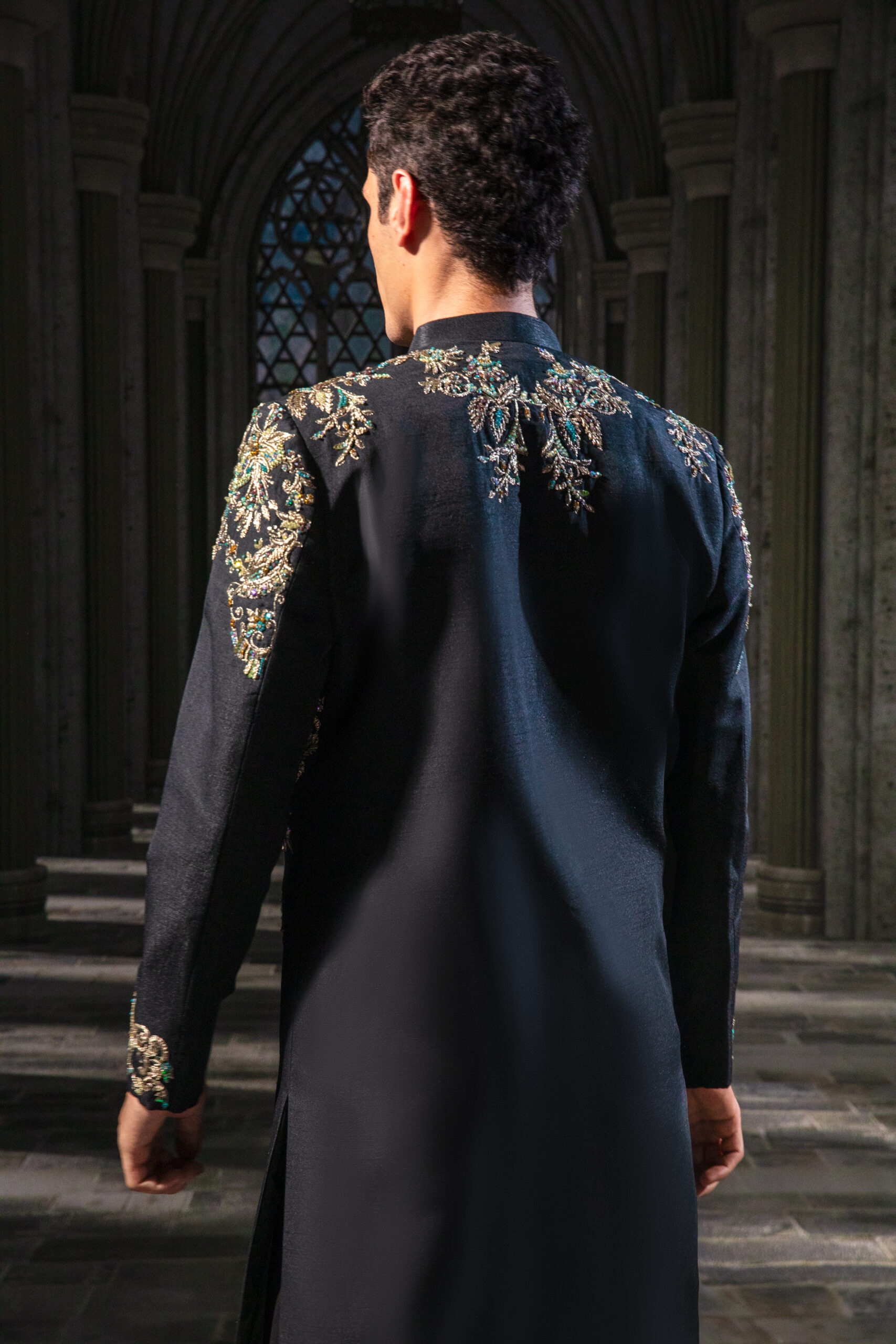ÉTOILE collection by Nauman Arfeen is a story chosen to tell through fabric, craftsmanship, light and emotion. The Genesis is the first chapter of a five-part journey