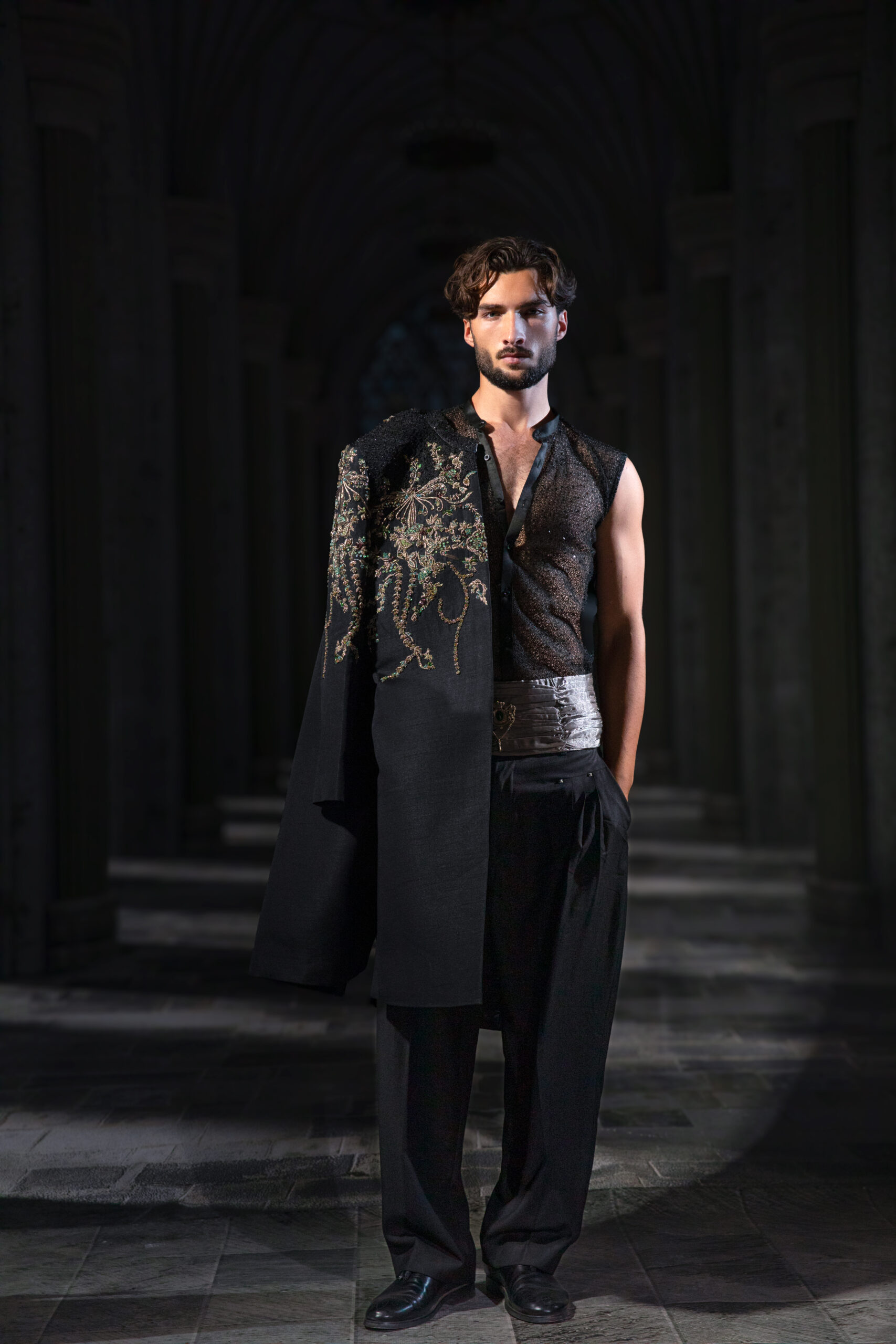 ÉTOILE collection by Nauman Arfeen is a story chosen to tell through fabric, craftsmanship, light and emotion. The Genesis is the first chapter of a five-part journey
