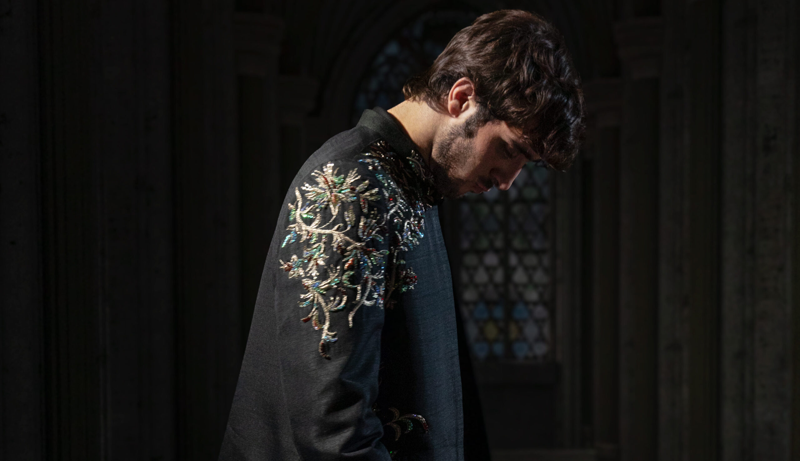 ÉTOILE collection by Nauman Arfeen is a story chosen to tell through fabric, craftsmanship, light and emotion. The Genesis is the first chapter of a five-part journey
