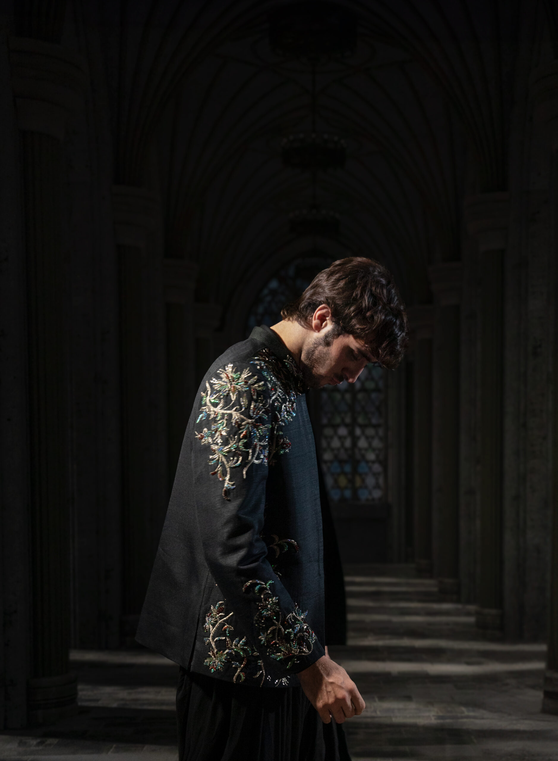 Etoile Prince coat C76A5727 รTOILE collection by Nauman Arfeen is a story chosen to tell through fabric, craftsmanship, light and emotion. The Genesis is the first chapter of a five-part journey