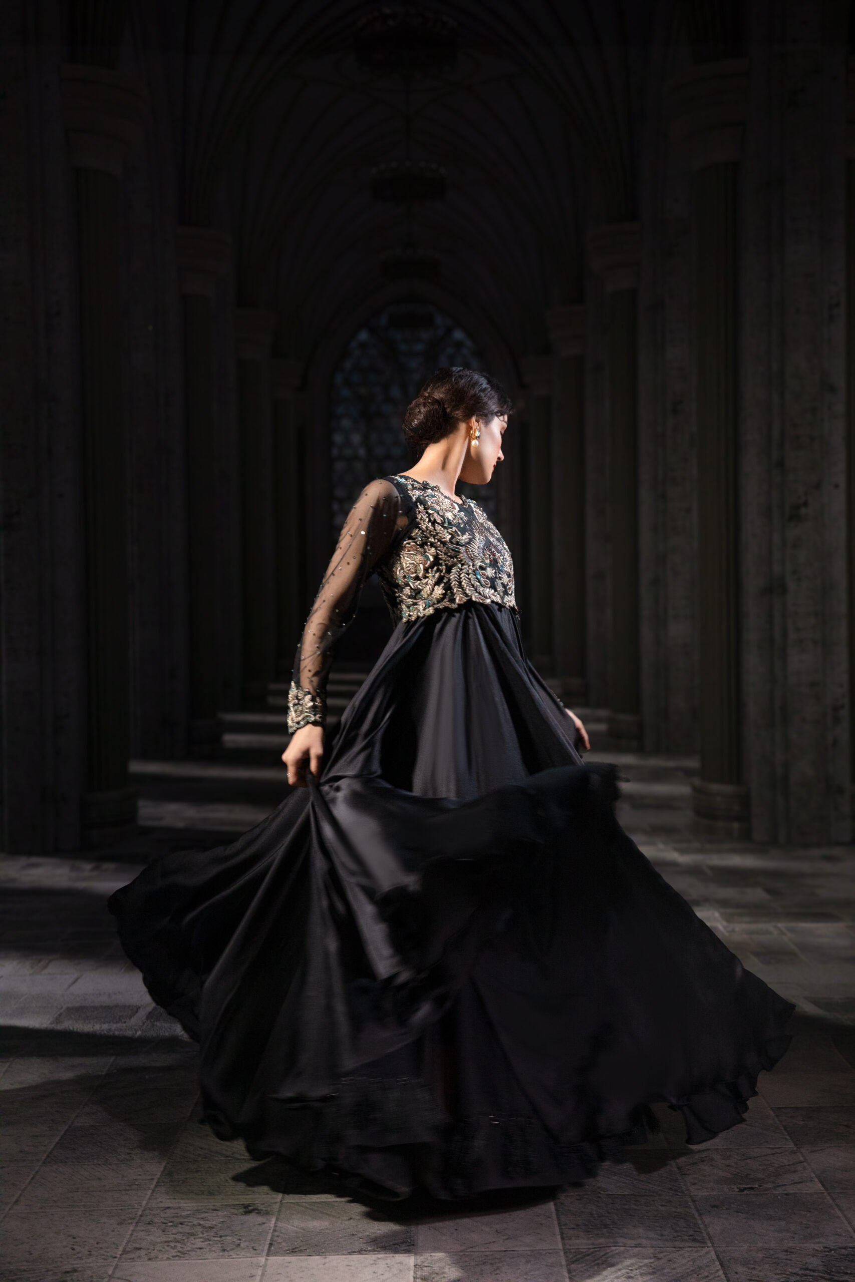ÉTOILE collection by Nauman Arfeen is a story chosen to tell through fabric, craftsmanship, light and emotion. The Genesis is the first chapter of a five-part journey