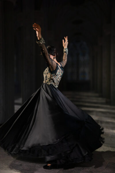 ÉTOILE collection by Nauman Arfeen is a story chosen to tell through fabric, craftsmanship, light and emotion. The Genesis is the first chapter of a five-part journey