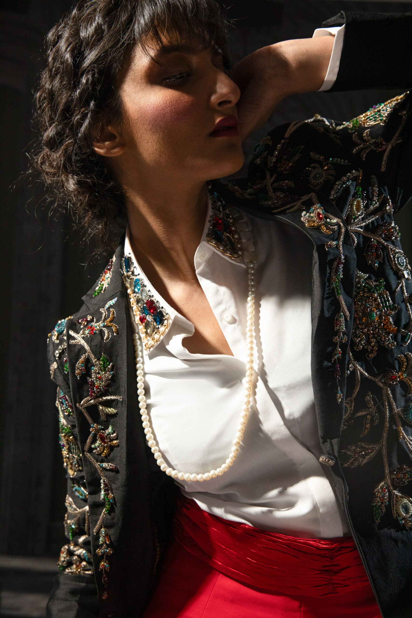 ÉTOILE collection by Nauman Arfeen is a story chosen to tell through fabric, craftsmanship, light and emotion. The Genesis is the first chapter of a five-part journey