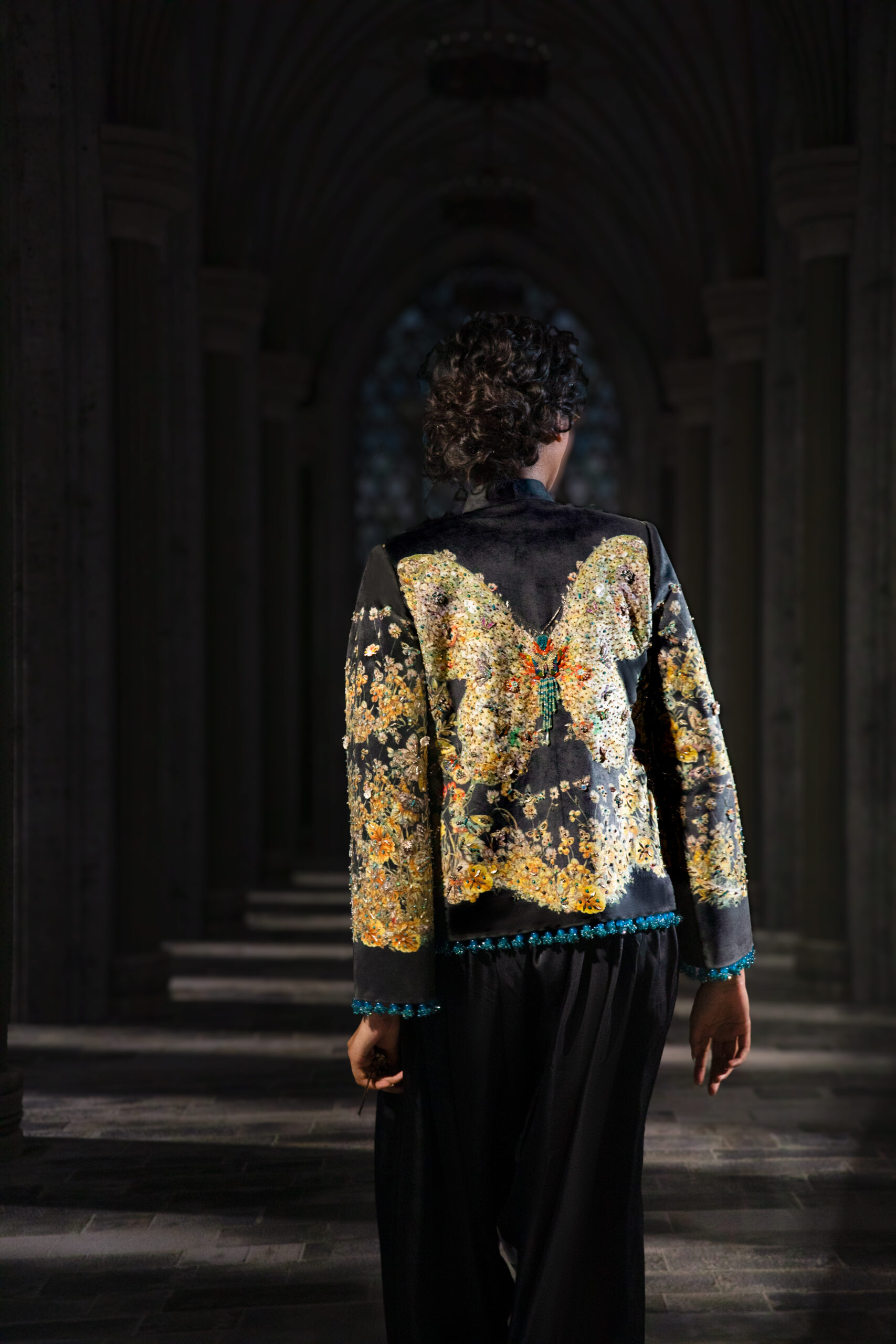 ÉTOILE collection by Nauman Arfeen is a story chosen to tell through fabric, craftsmanship, light and emotion. The Genesis is the first chapter of a five-part journey