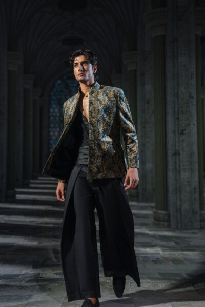 Emerald Regalia Prince Coat, Naushemian ÉTOILE Collection, Nauman Arfeen Designer Wear, Luxury Prince Coat Pakistan, Patterned Gold & Green Couture