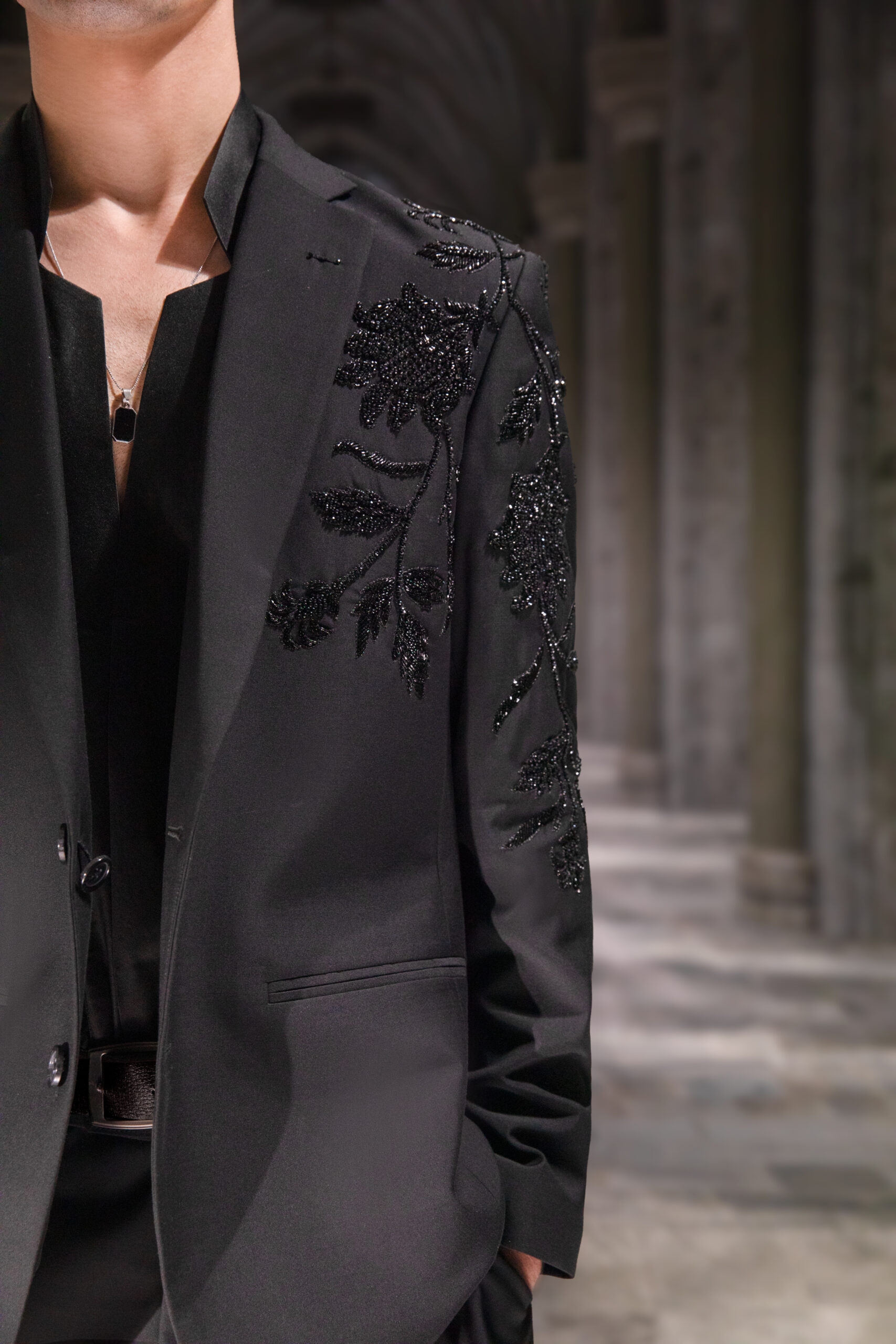 Onyx Emblazoned Suit, Naushemian ÉTOILE Collection, Nauman Arfeen Designer Wear, Luxury Suiting Suit Pakistan, Embroidered Lapel Suit, Fashion Week Couture 2026, Designer Groom’s Suit Pakistan, Heritage Craftsmanship Menswear, Regal Couture Tailoring, Luxury Occasion Dressing