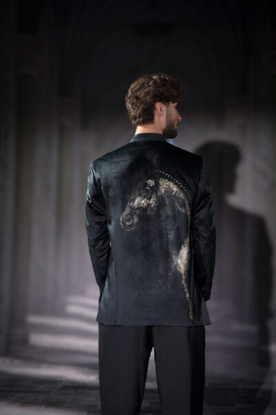 Velvet Regalia Prince Coat, Naushemian ÉTOILE Collection, Nauman Arfeen Designer Wear, Luxury Velvet Prince Coat Pakistan, Hand Embroidered Horse Motif Coat, Fashion Week Couture 2026, Designer Groom’s Prince Coat Pakistan, Heritage Craftsmanship Menswear, Regal Couture Tailoring, Luxury Occasion Dressing