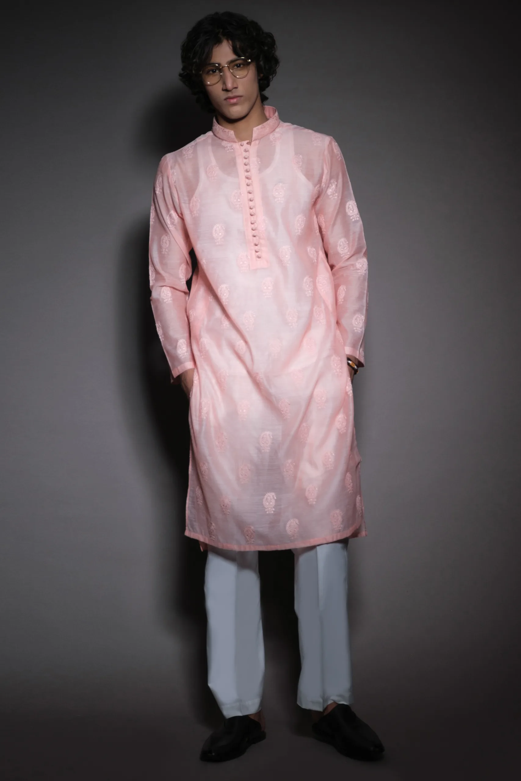 lit soft pink kurta of Naushemian by Nauman Arfeen