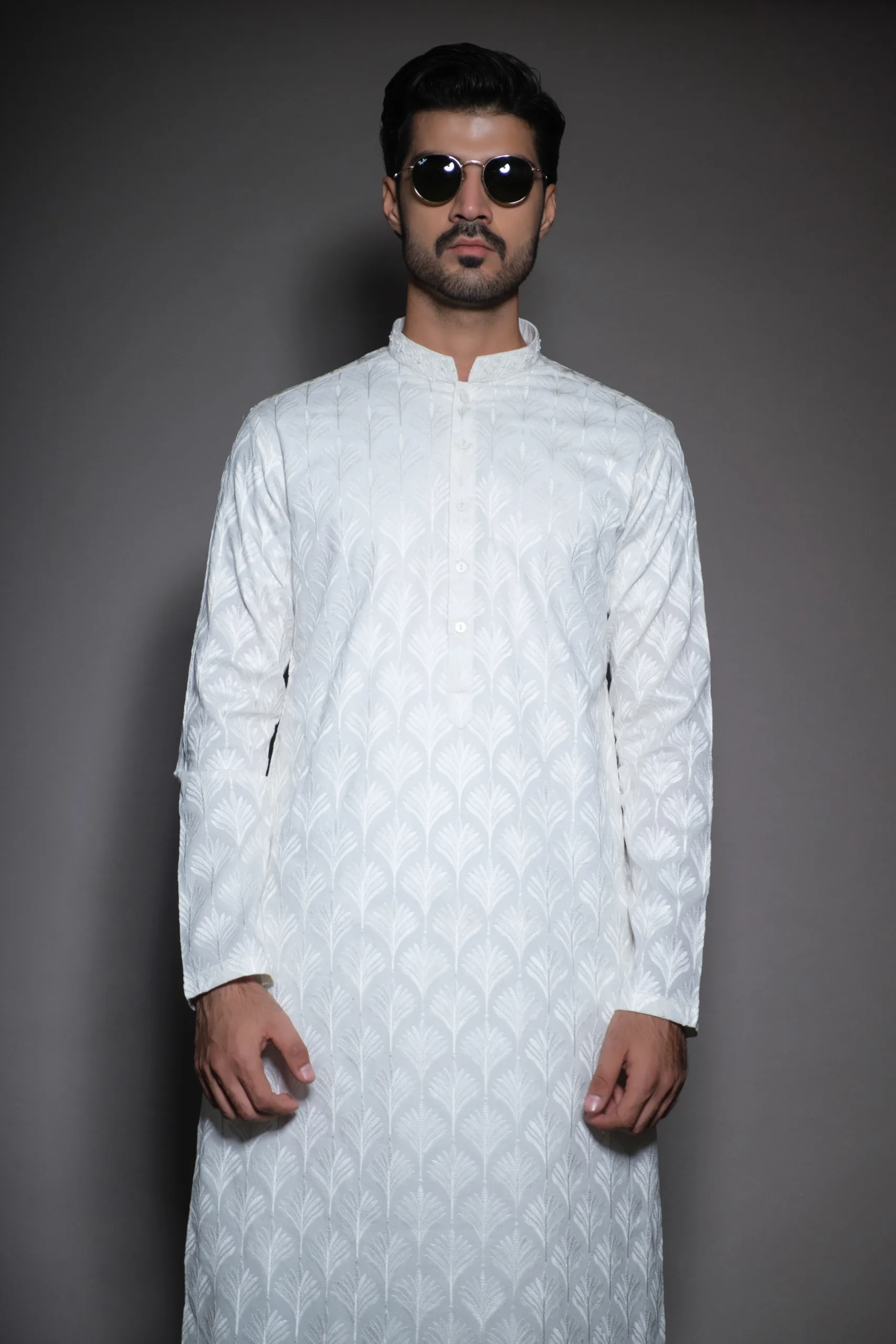 Elegant White Kurta for men of Naushemian by Nauman Arfeen