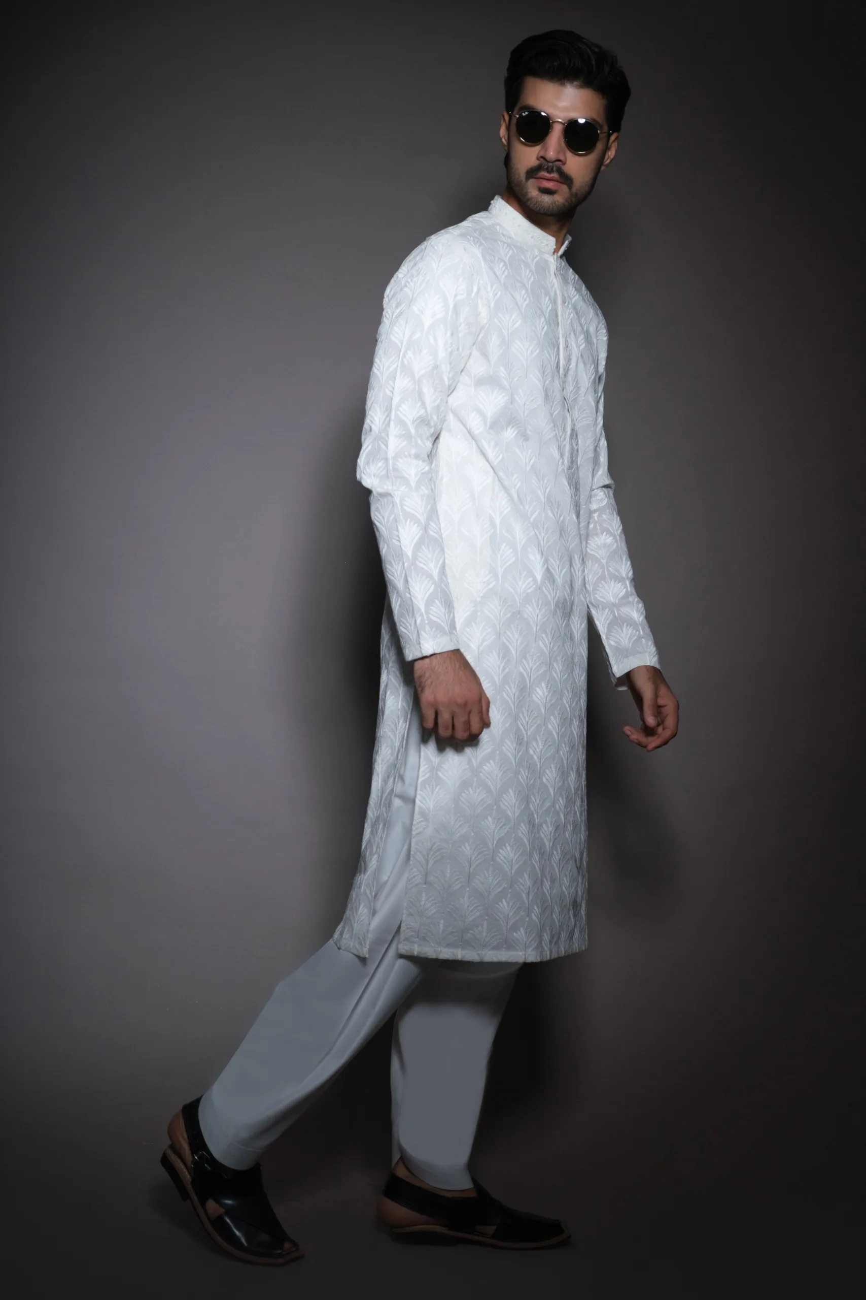 Elegant White Kurta for men of Naushemian by Nauman Arfeen