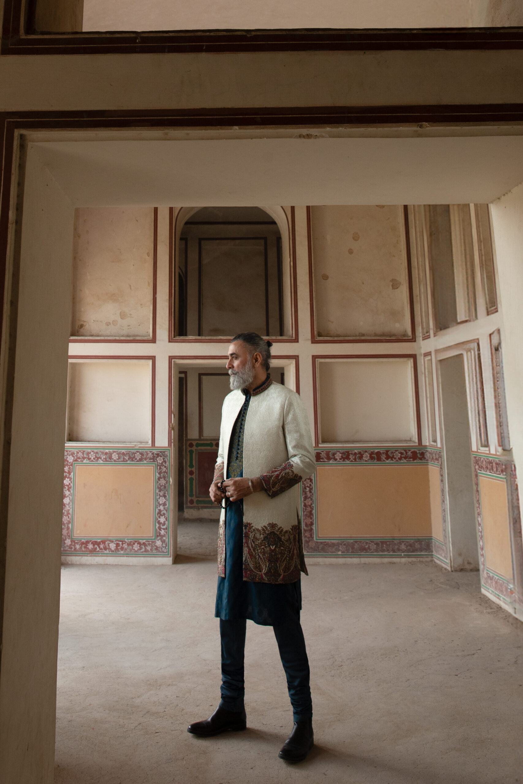 Shahzad Nawaz in Nauman Arfeen Shah Fasana Royal Heritage Sherwani Lahore Shoot