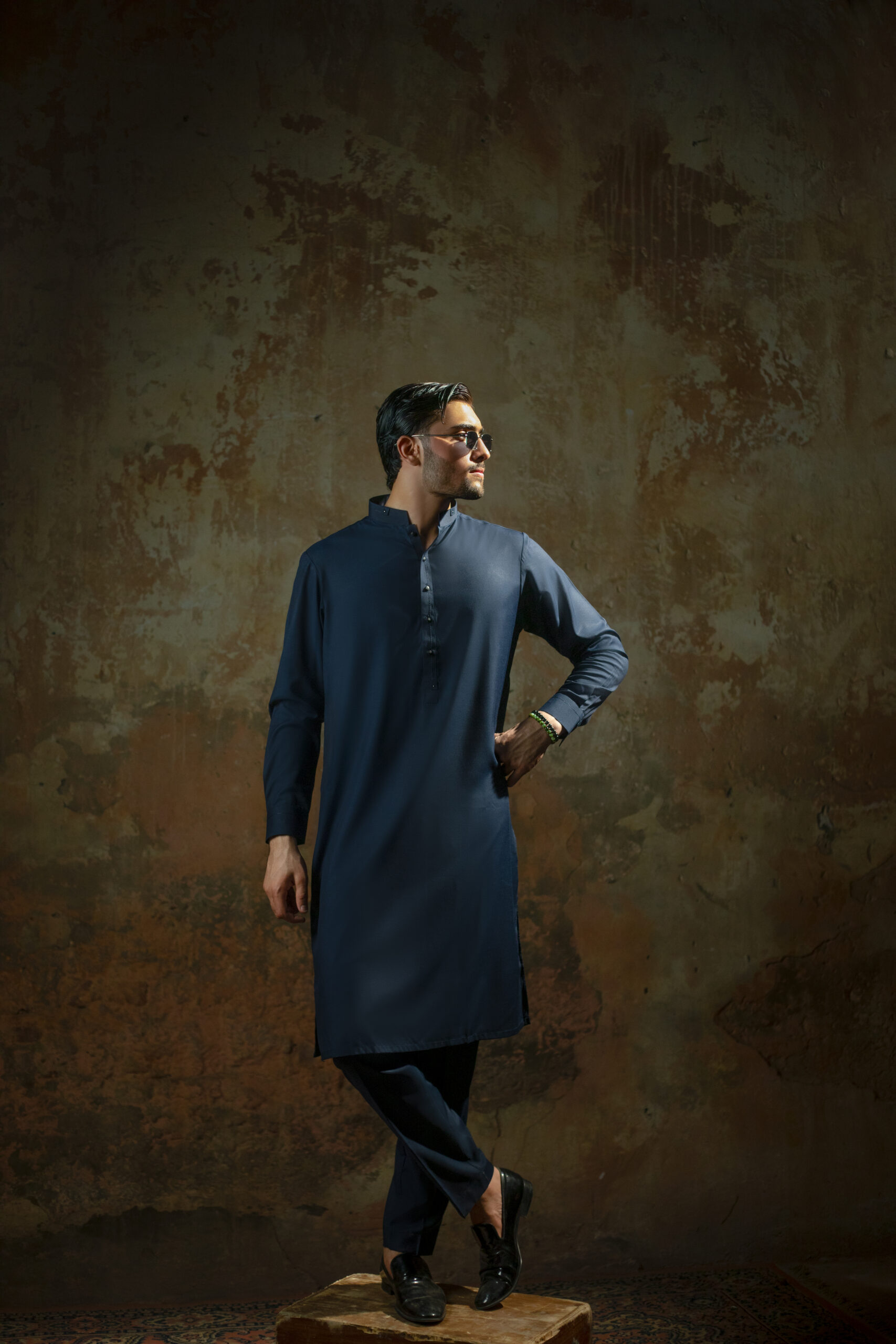 _F1A2997 NAVY BLUE MENS KURTA PYJAMA SET by Naushemian by Nauman Arfeen. Model wearing Mens Designer Traditional Wear with Band Collar Kurta for Formal Wedding Attire and Eid Outfit.