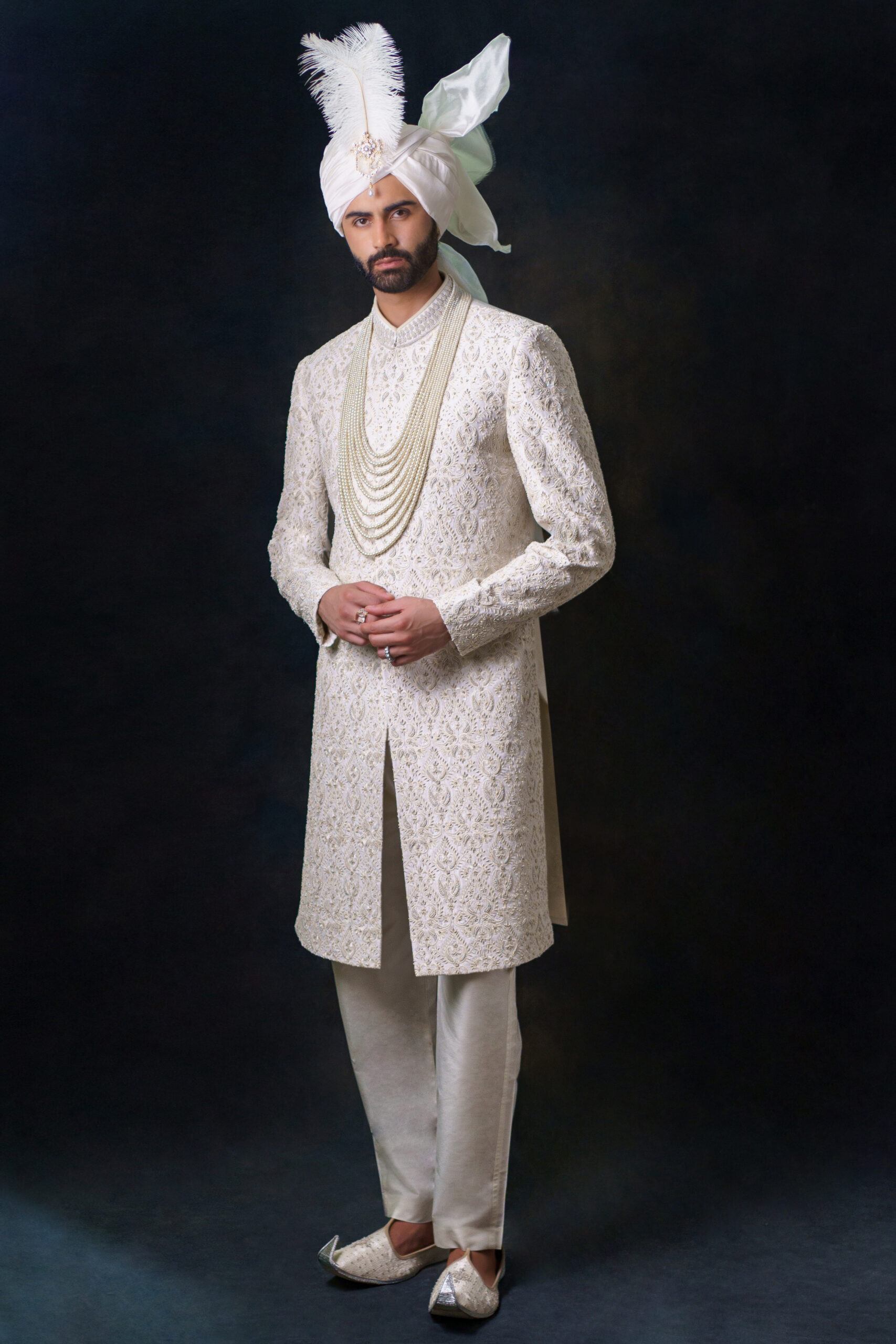 white sherwani - sherwani men - sherwani for groom - best sherwani