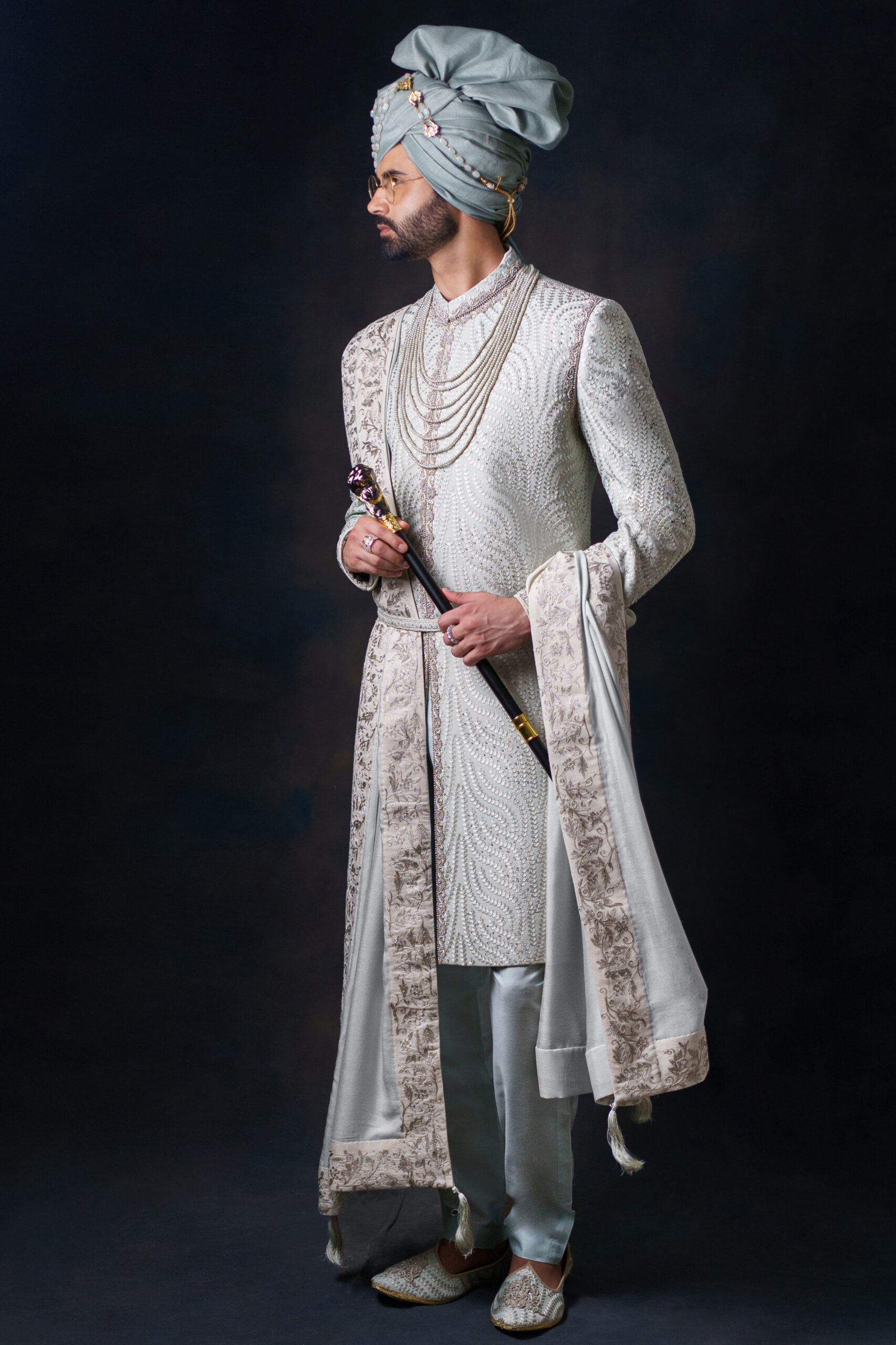 white sherwani - sherwani men - sherwani for groom - best sherwani