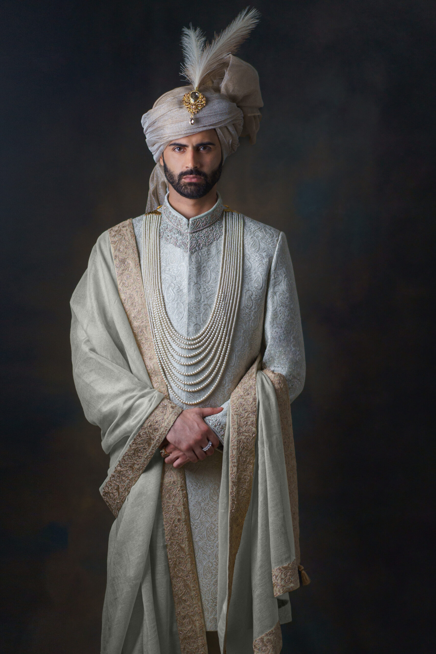 white sherwani - sherwani men - sherwani for groom - best sherwani