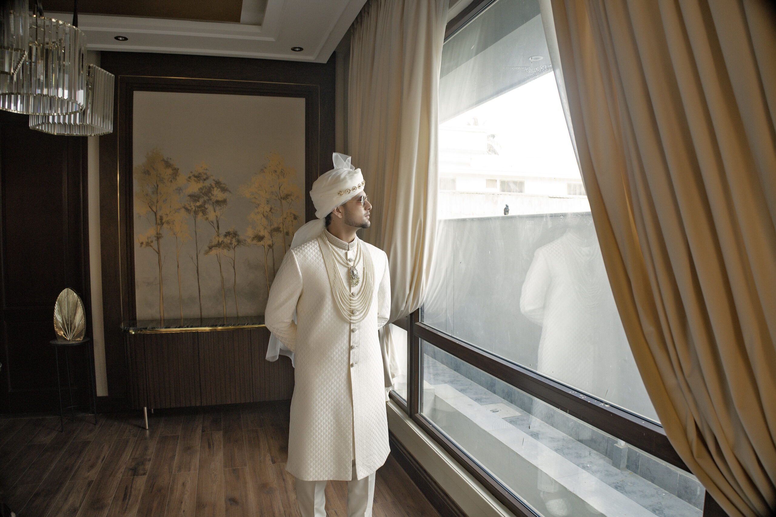Farhaad - Traditional Pakistani groom Sherwani for Groom - White sherwani for groom - ivory white sherwani - best sherwani in karachi