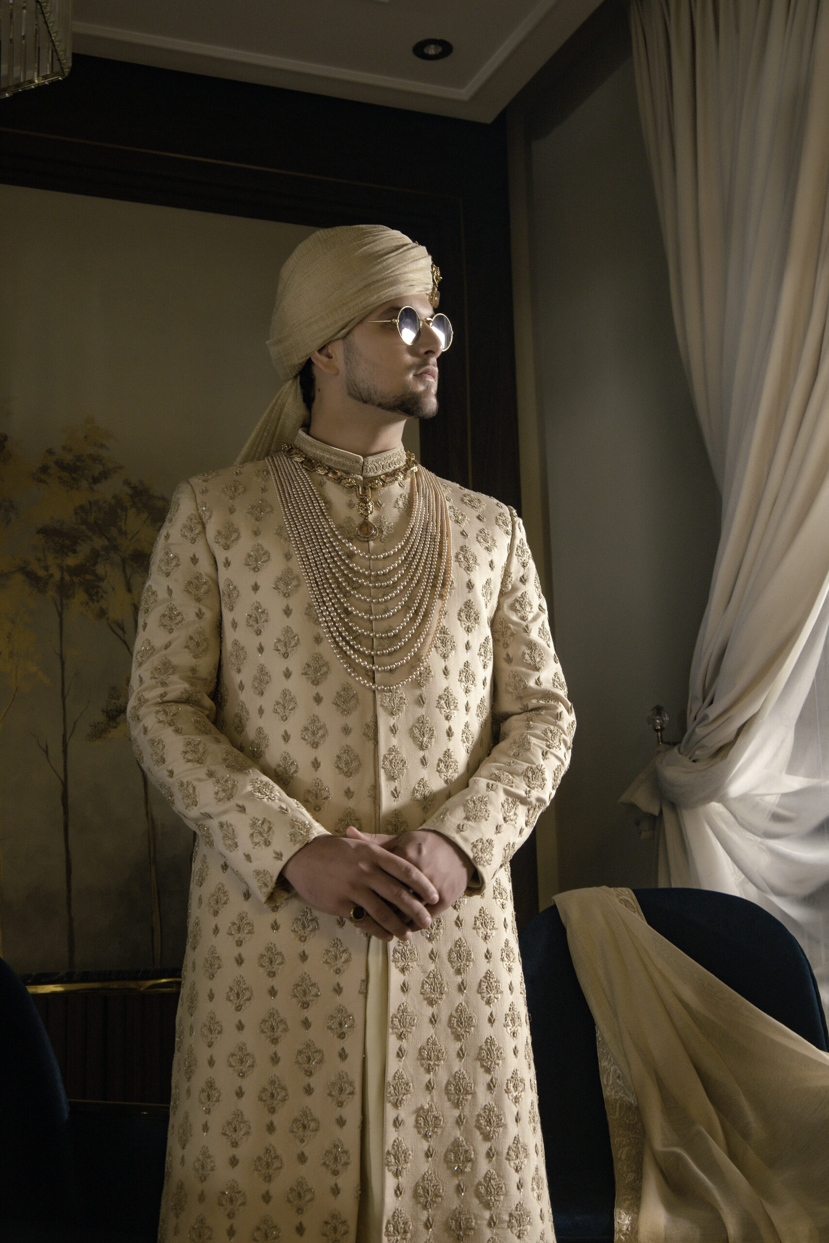 Farhaad - Traditional Pakistani groom Sherwani for Groom - White sherwani for groom - ivory white sherwani - best sherwani in karachi