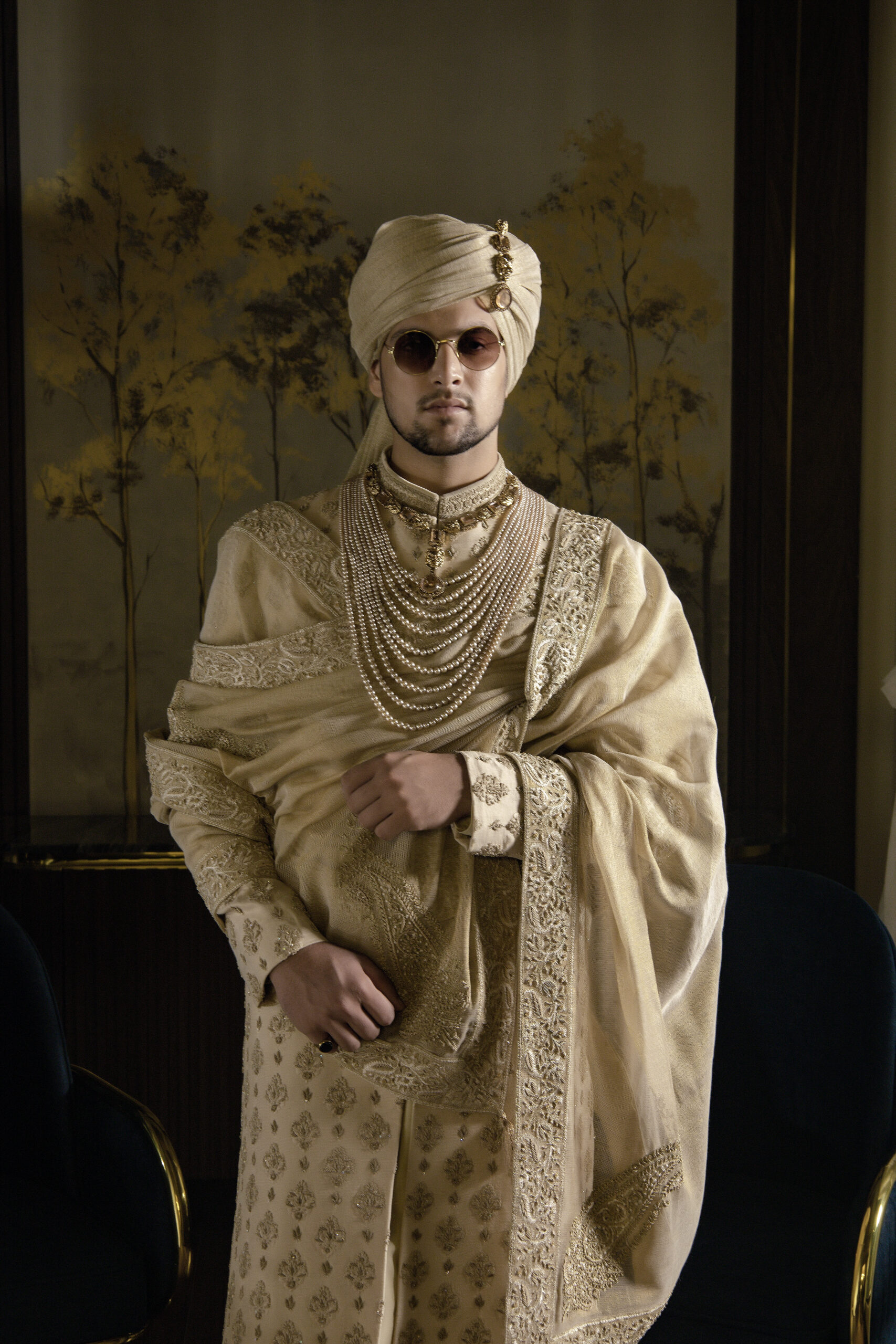 Farhaad - Traditional Pakistani groom Sherwani for Groom - White sherwani for groom - ivory white sherwani - best sherwani in karachi