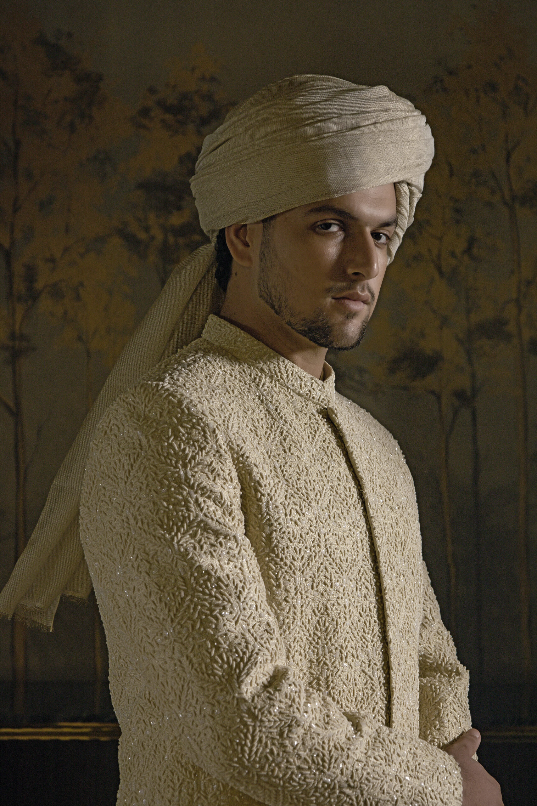 Farhaad - Traditional Pakistani groom Sherwani for Groom - White sherwani for groom - ivory white sherwani - best sherwani in karachi