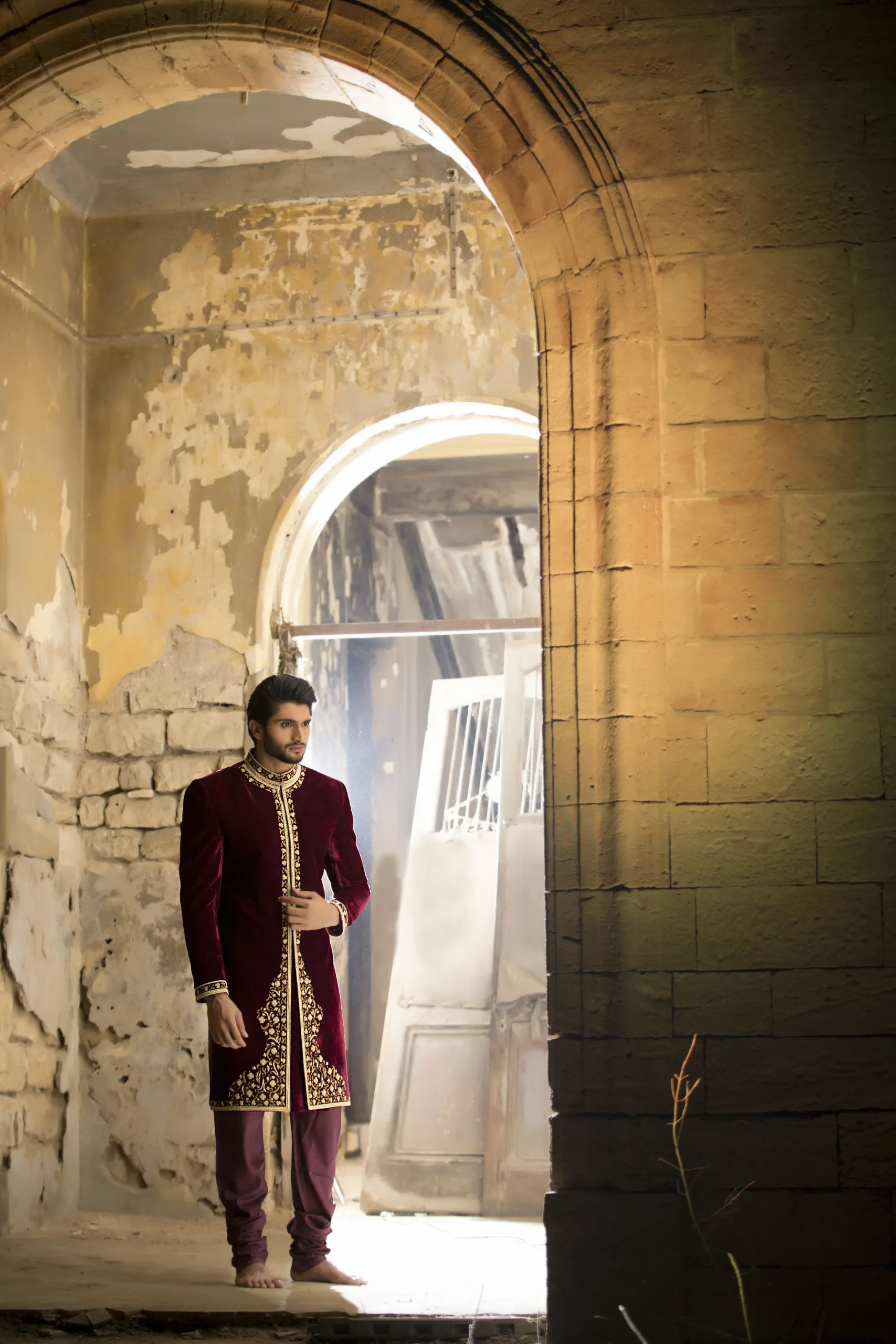 _Y8A2352 maroon sherwani - Sherwani for Groom - Sherwani for Men